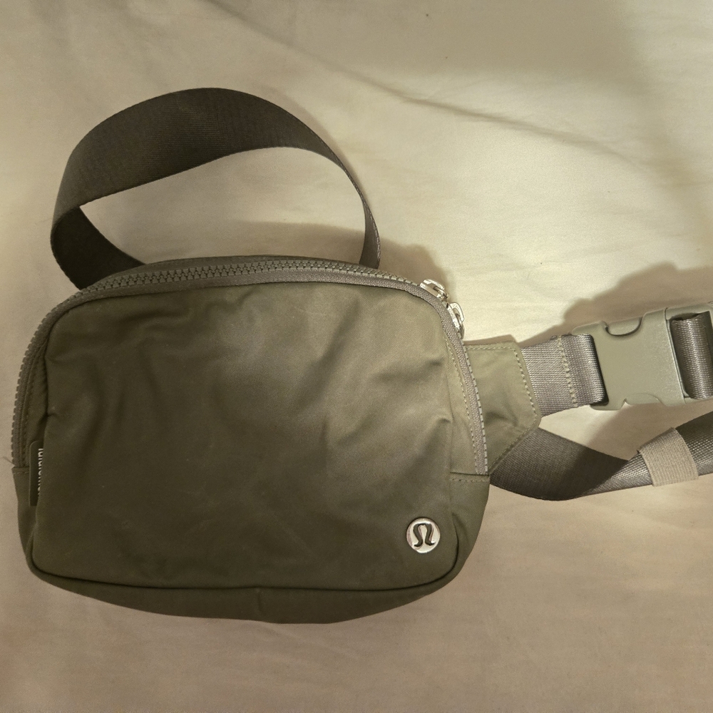 Lululemon Belt Bag